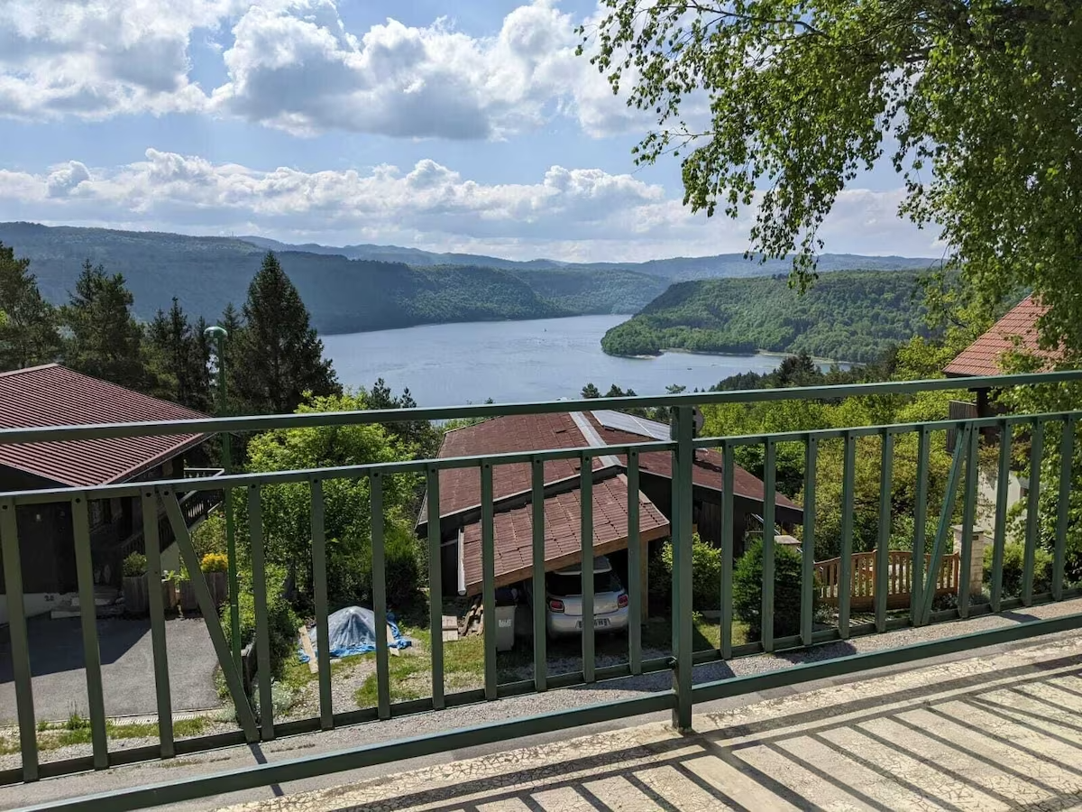 Hôtel La Mainaz dans le Haut-Jura