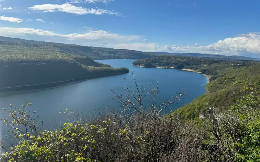 Randonnées pour découvrir les lacs du Jura