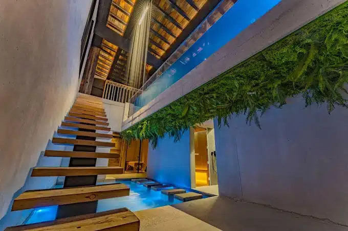 Chalet grand luxe dans le jura avec piscine intérieure